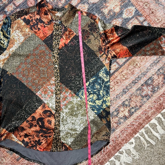 Johnny Was Cheetah Mabel Silk Printed Blouse with Velvet Back size small - Picture 12 of 14